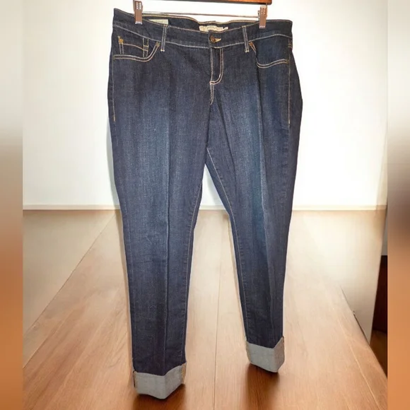 Torrid Boyfriend Dark Denim Jeans, EUC - Picture 2 of 7